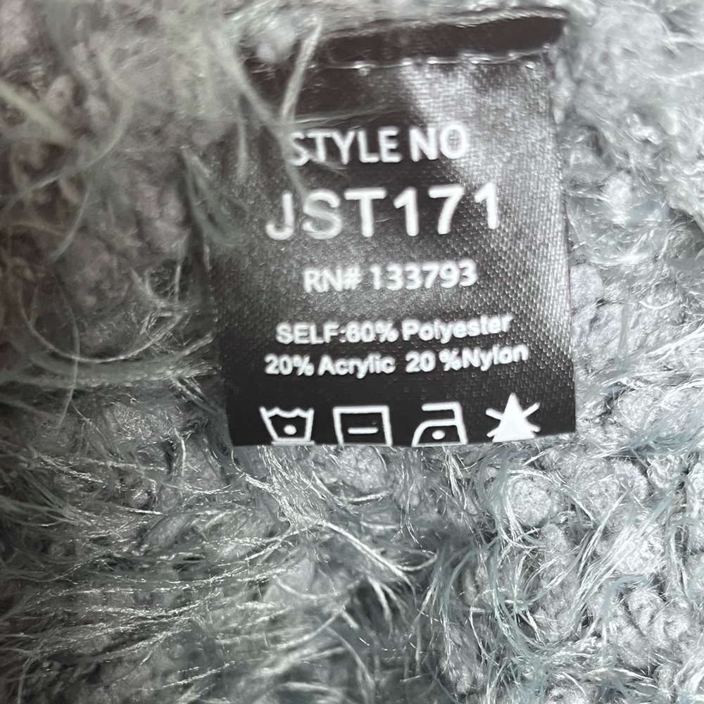 POL Women’s Fluffy Eyelash Knit Cowl Neck Sweater Gray Textured Pullover Sz S - Picture 11 of 11